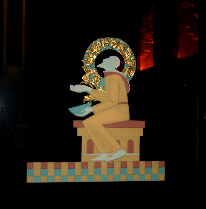 Sand-carved, painted &amp; gilded glass inside the GE building