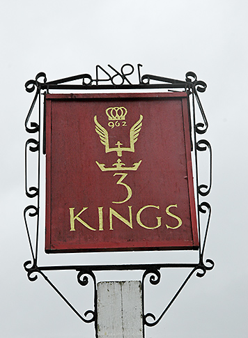 scot 3kings sign.jpg